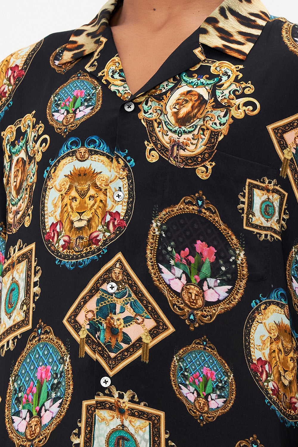 SHORT SLEEVE CAMP COLLARED SHIRT FEARLESS FELIS