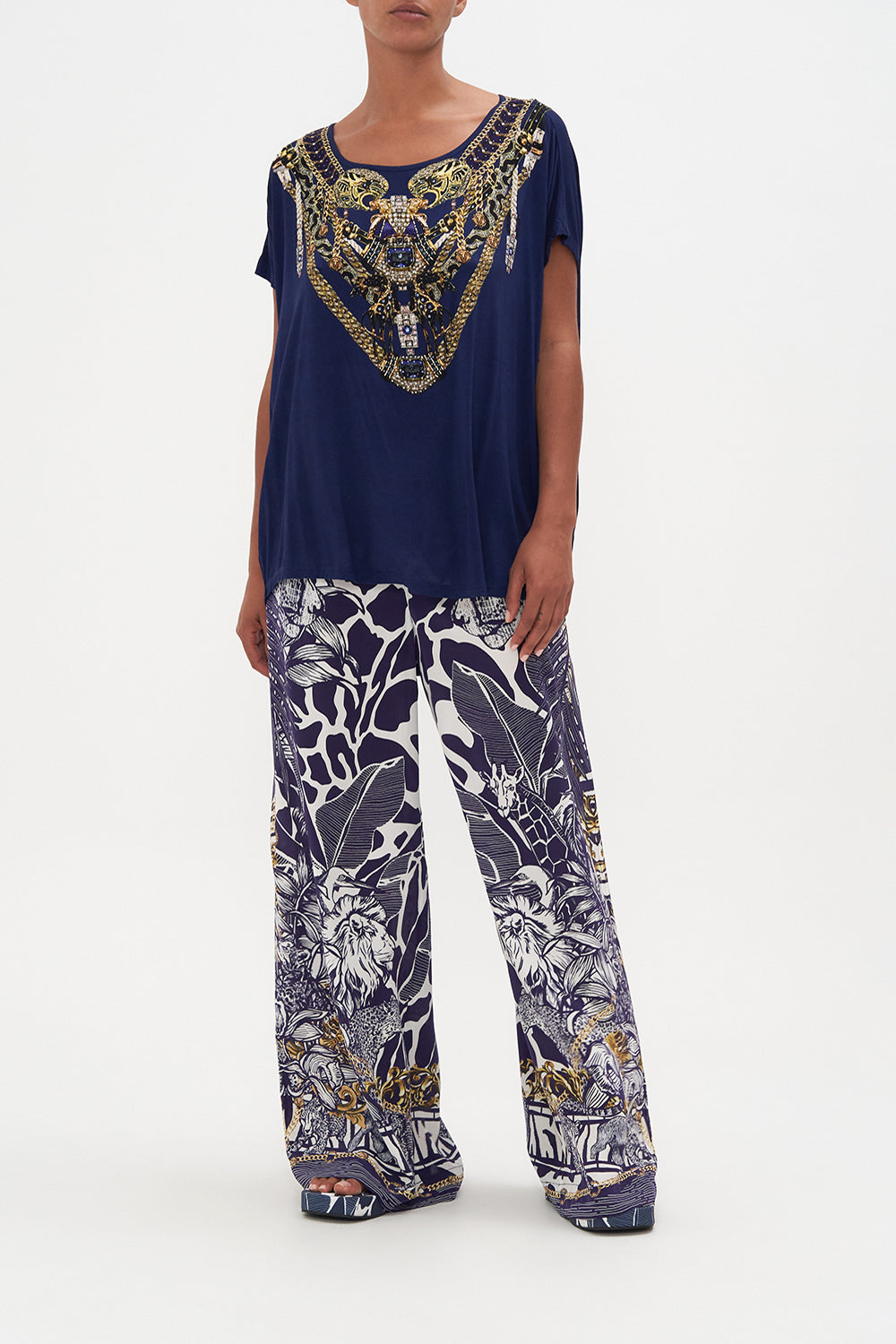 LOOSE FIT TEE WHERES YOUR HEAD AT