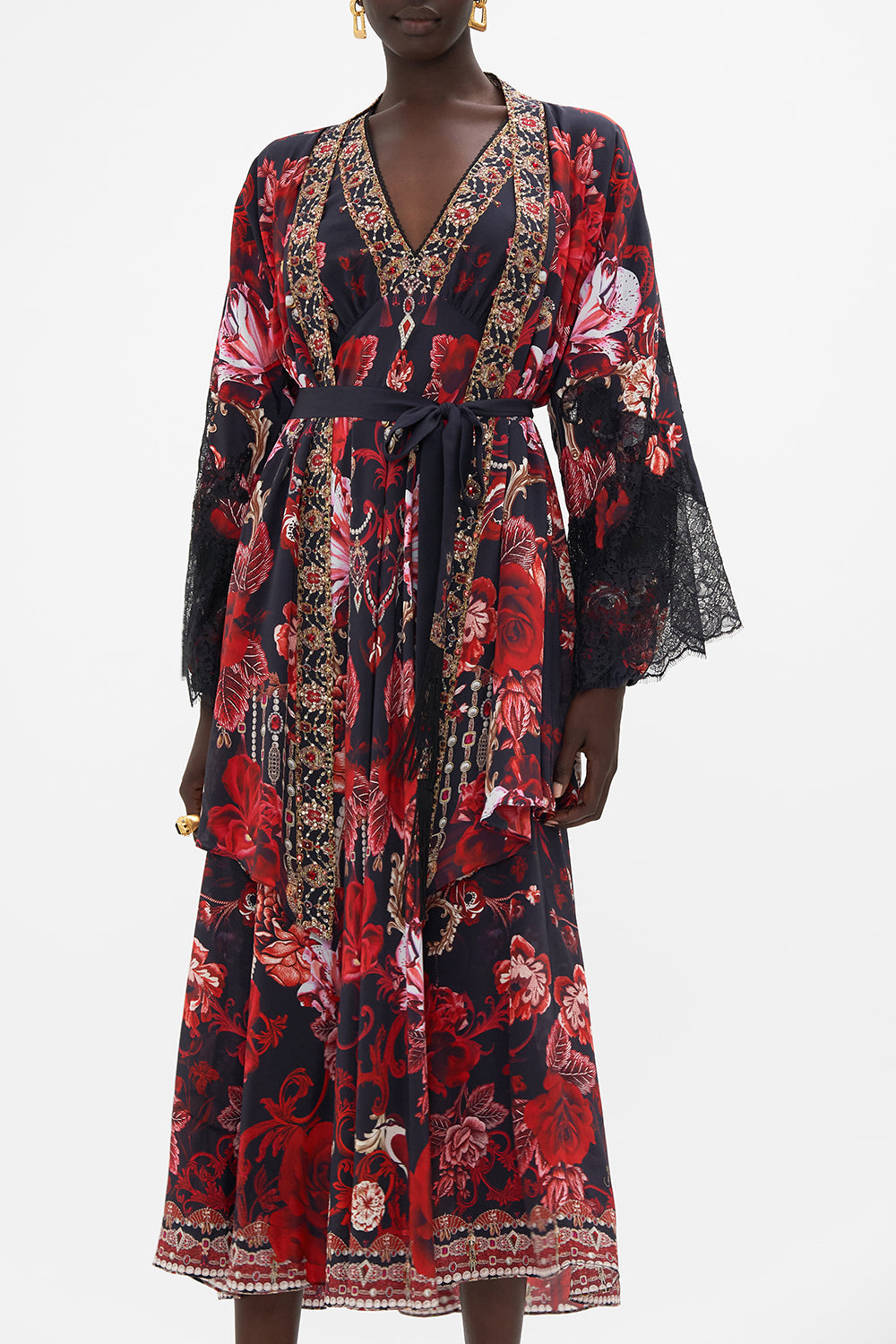 LAYER WITH LACE CONTRAST SLEEVES SISTERHOOD OF THE ROSE