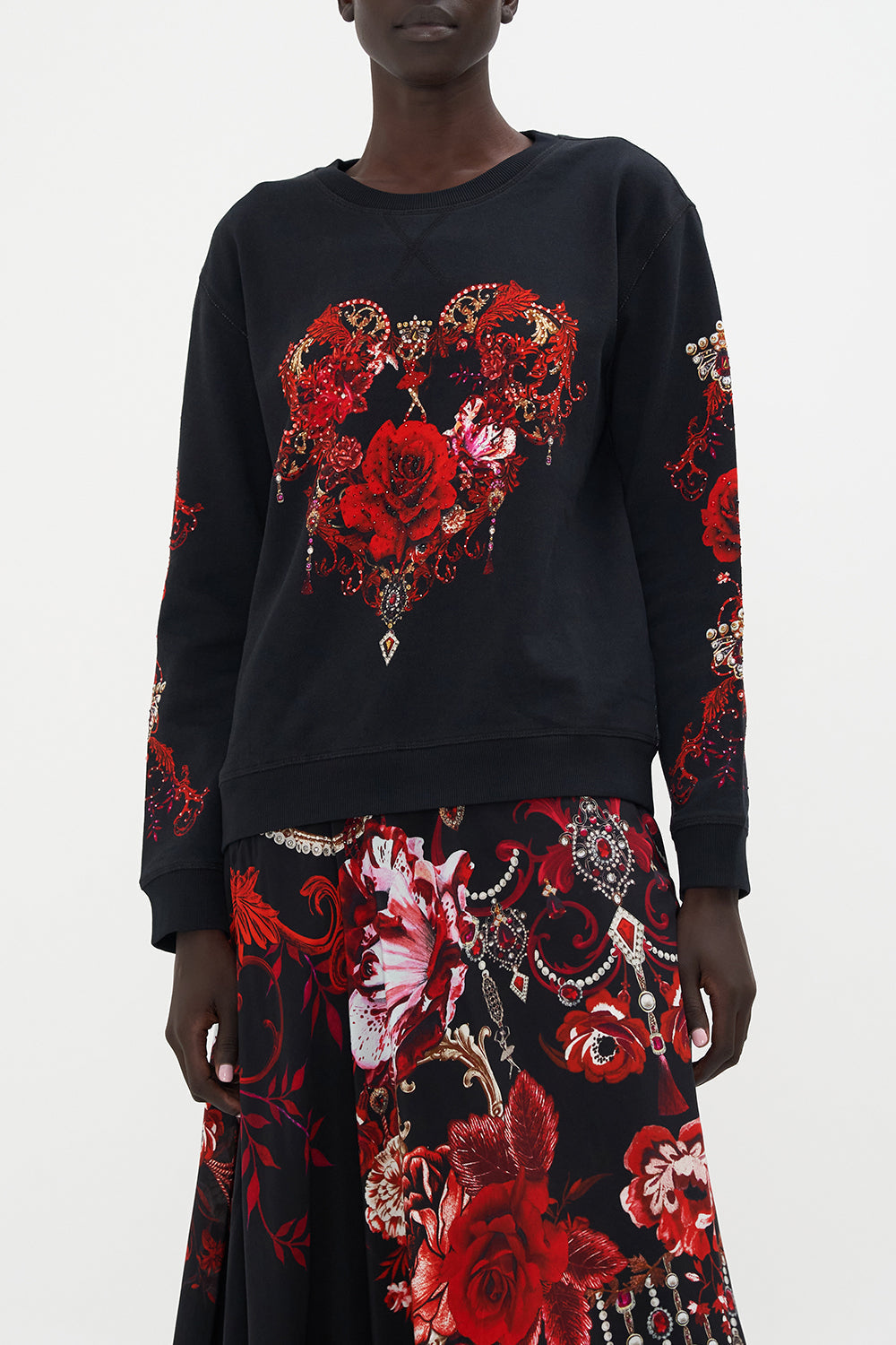 ROUND NECK SWEATER SISTERHOOD OF THE ROSE