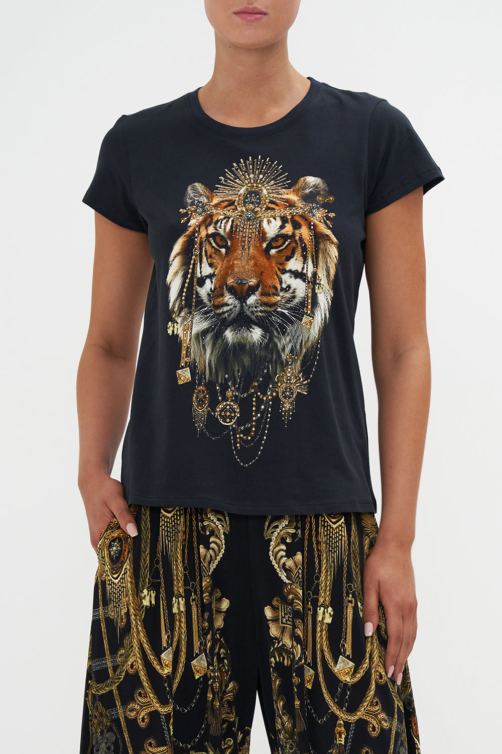 SLIM FIT ROUND NECK T-SHIRT THE NIGHT IS NOIR