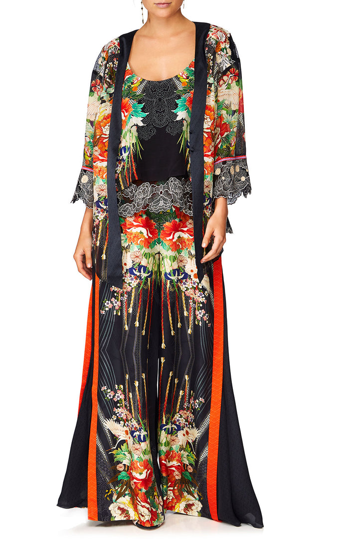 KIMONO WITH EMBROIDERY INSERTS QUEEN OF KINGS