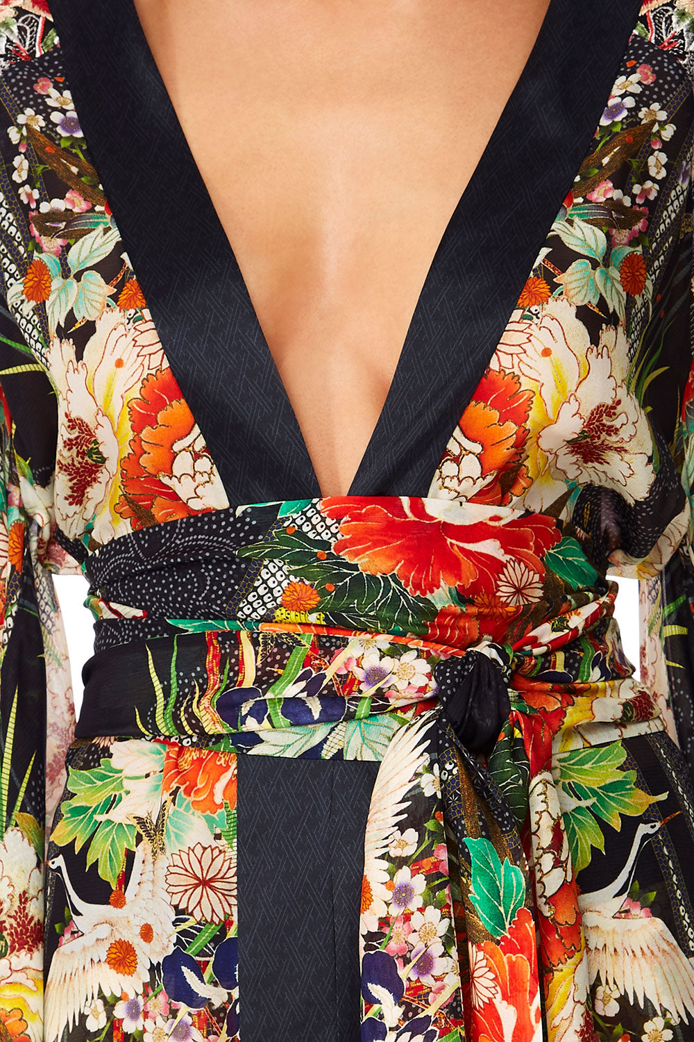 KIMONO W/SPLIT SLEEVE QUEEN OF KINGS