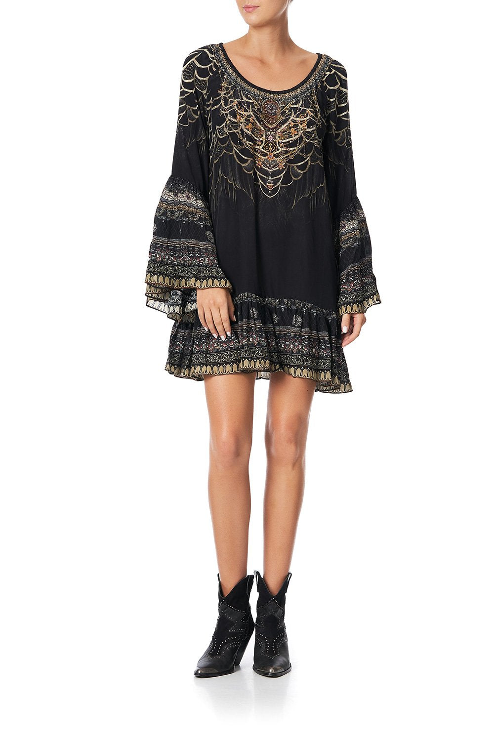 A LINE FRILL DRESS UNDER A FULL MOON