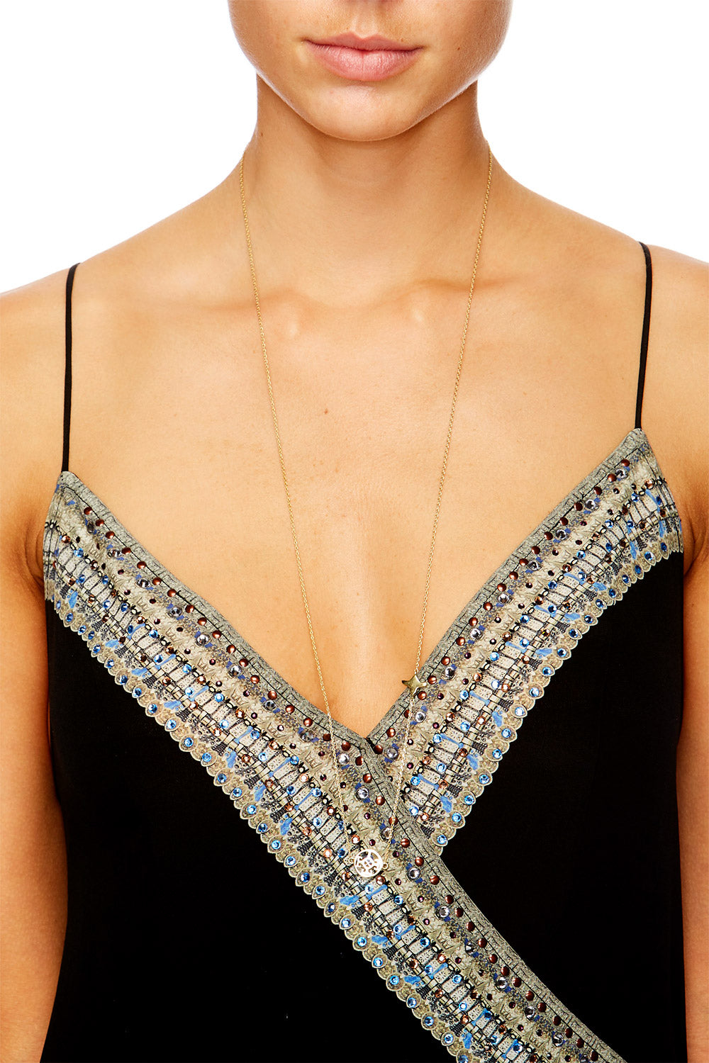 GOLD BRASSS CUT OUT PENDANT NECKLACE