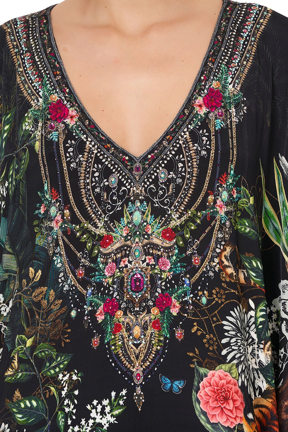 BAT SLEEVE DRESS RAISED WITH WOLVES