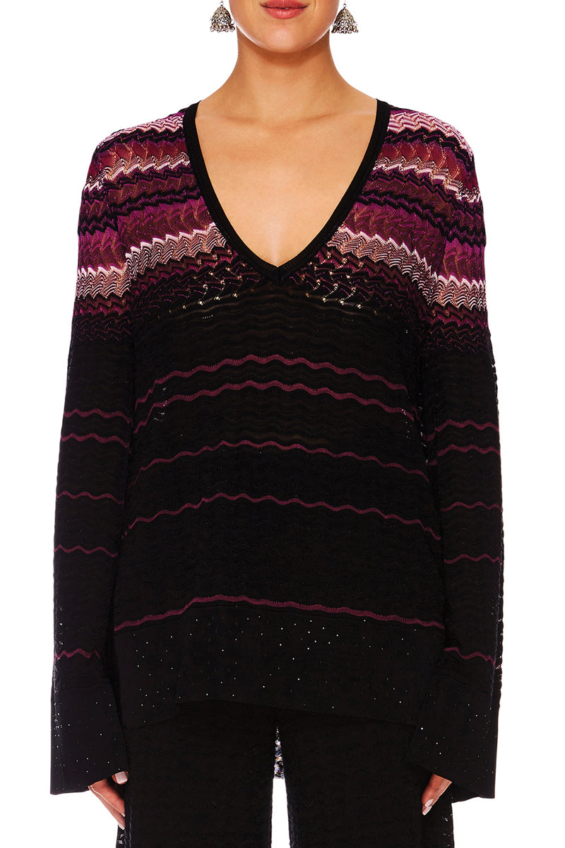 CAMILLA NIGHTS WITH HER FANCY STITCH V NECK