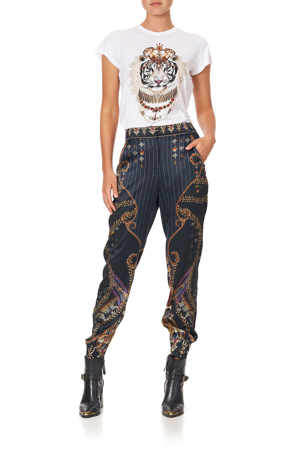 JOGGER WITH ENCASED ELASTIC CUFF DINING HALL DARLING