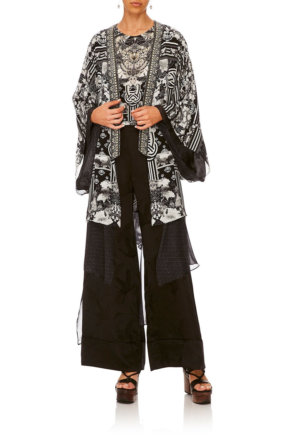 CAMILLA WILD MOONCHILD KIMONO W LONG UNDERLAY