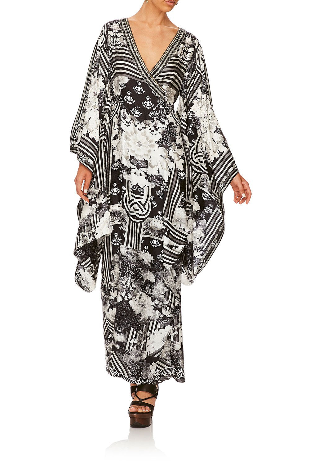 CAMILLA WILD MOONCHILD KIMONO W SPLIT SLEEVE