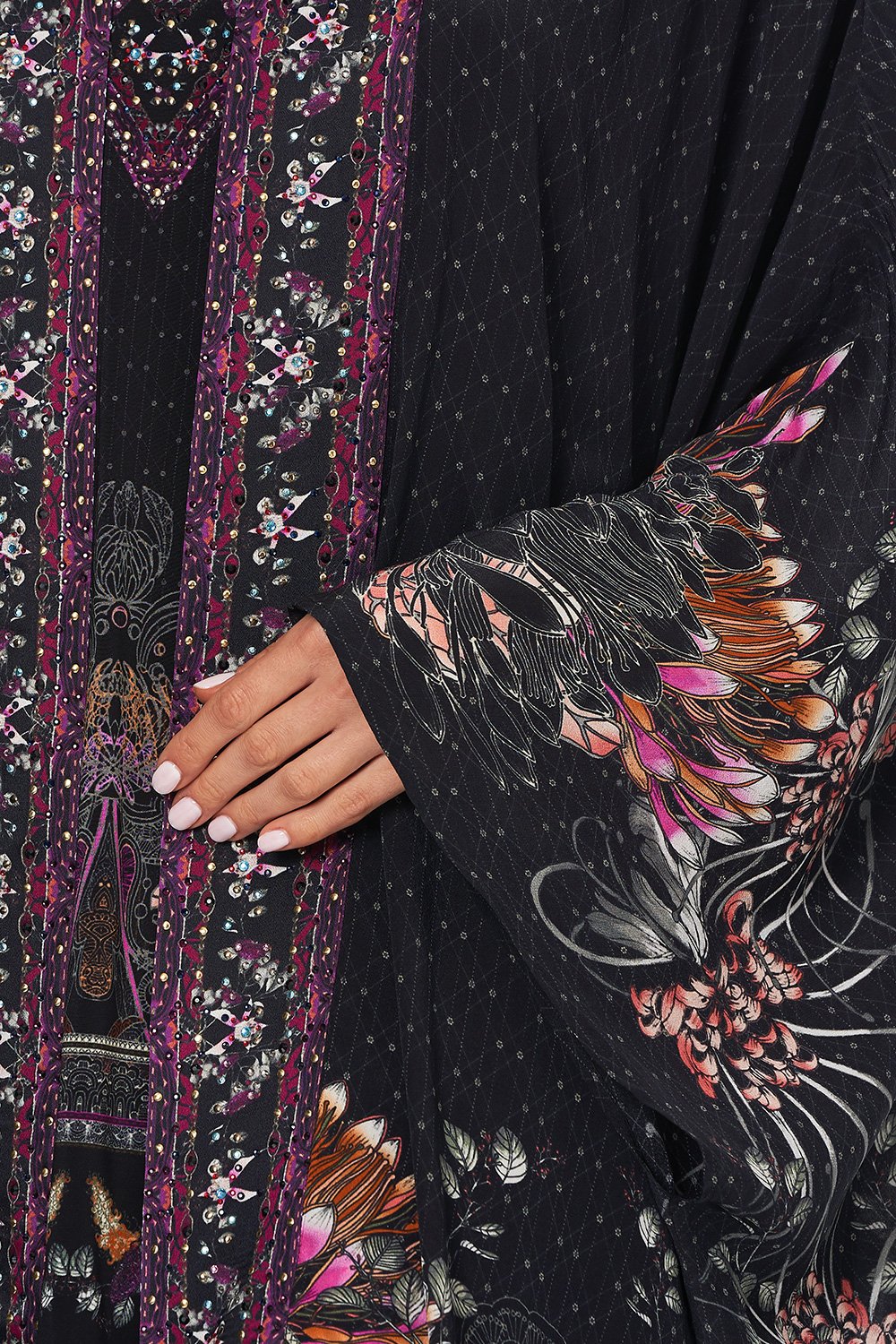 LAYER WITH KIMONO COLLAR RESTLESS NIGHTS