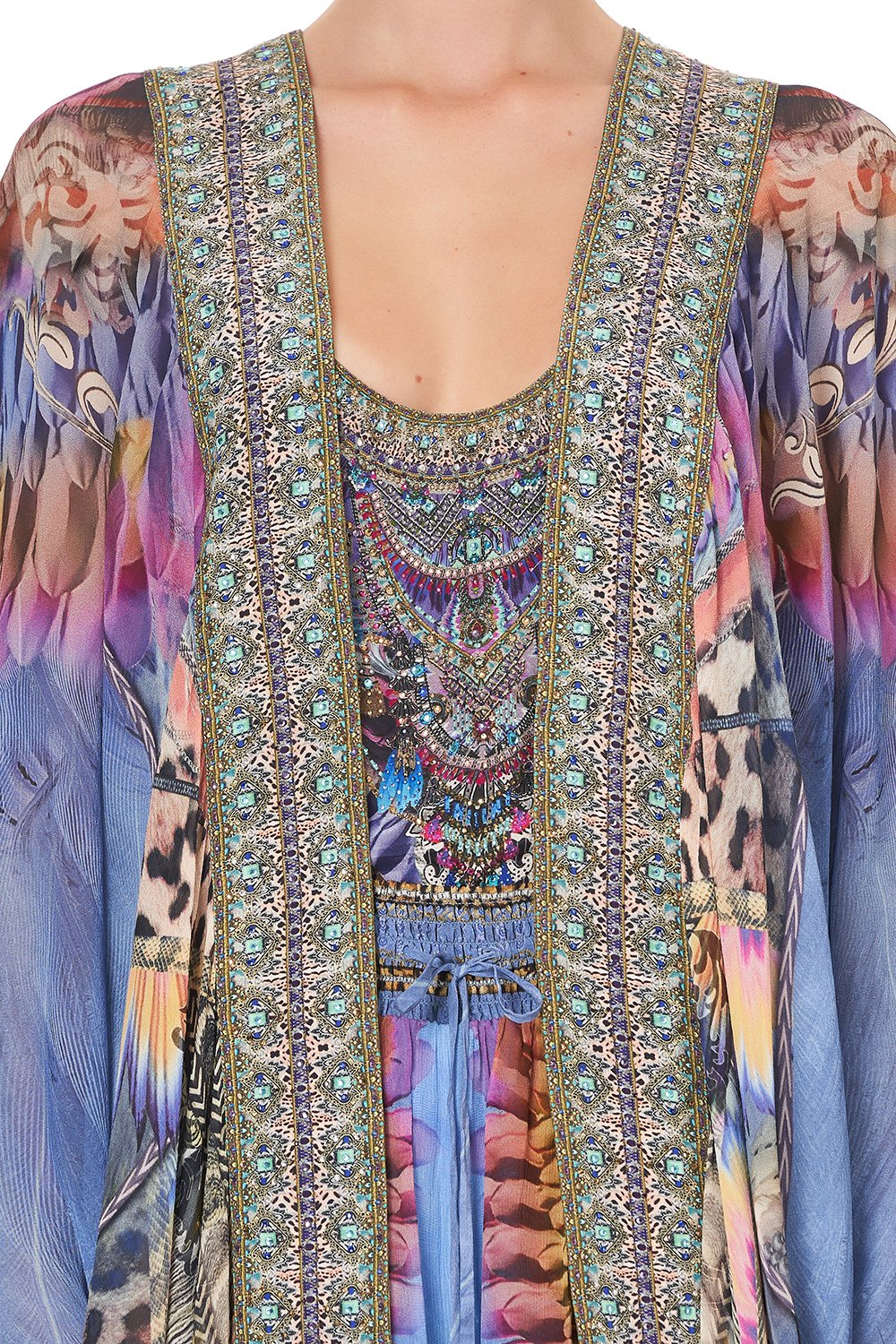 LONGE SLEEVE LONG CAPE LOVE ON THE WING