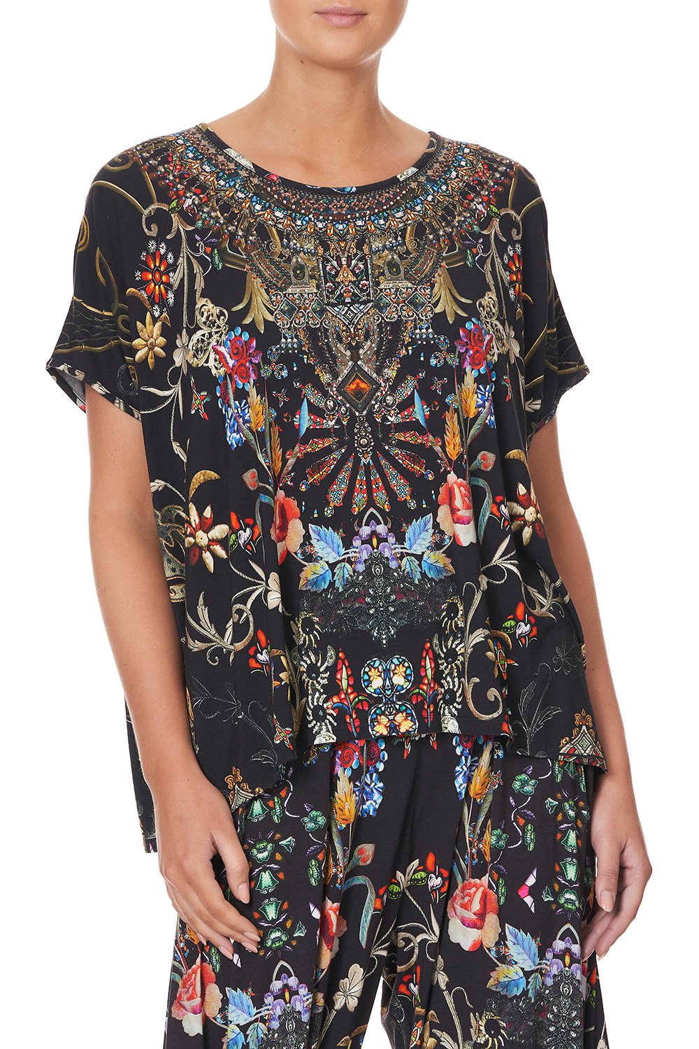 LOOSE FIT ROUND NECK TEE DANCING IN THE DARK