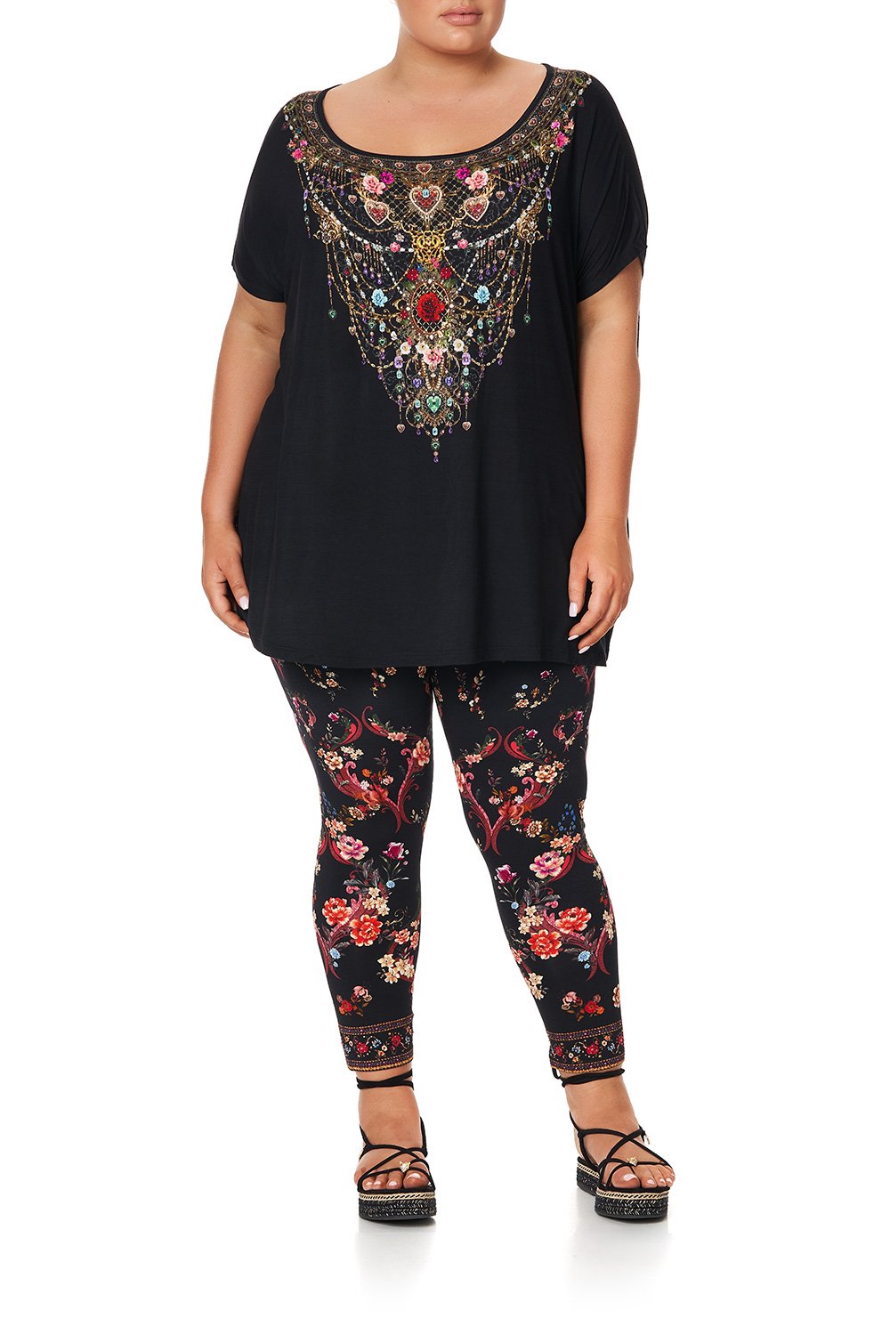 LOOSE FIT TEE A GIRL LIKE YOU