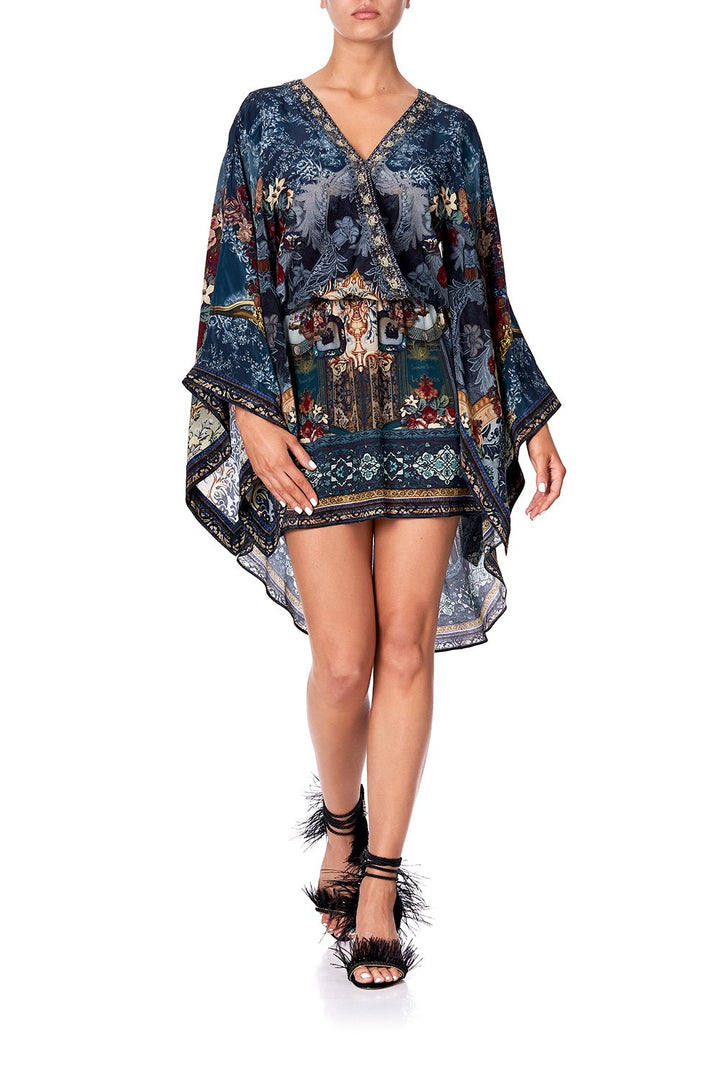V-NECK KIMONO DRESS WITH TIE KIMONO KISSES