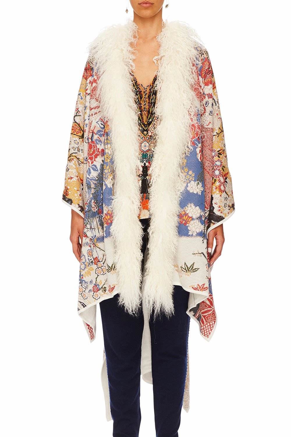 OVERSIZED PONCHO WITH FUR LADY LABYRINTH