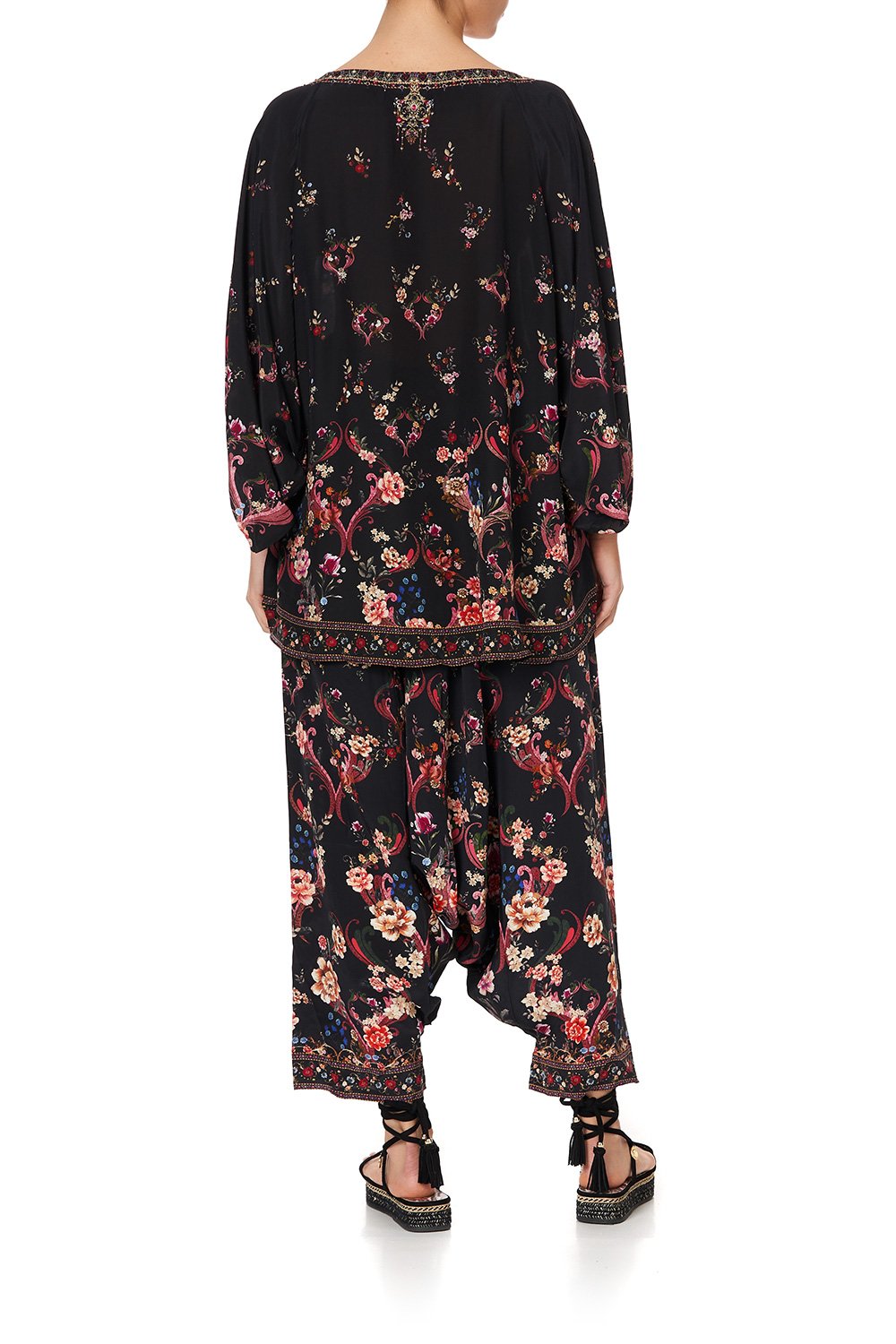 RAGLAN SLEEVE BLOUSE WITH CUFF A GIRL LIKE YOU