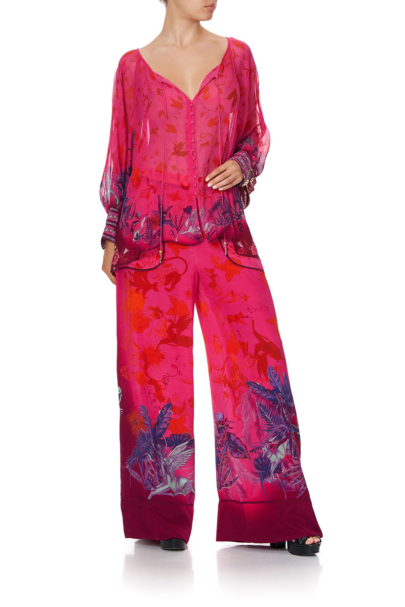 RAGLAN SLEEVE BUTTON UP TOP TROPIC OF NEON – CAMILLA