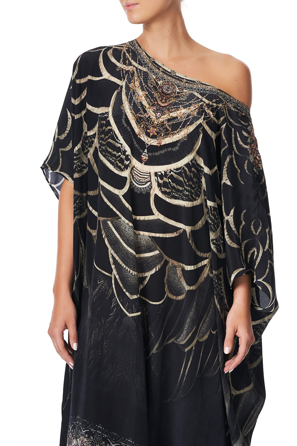 ROUND NECK KAFTAN UNDER A FULL MOON