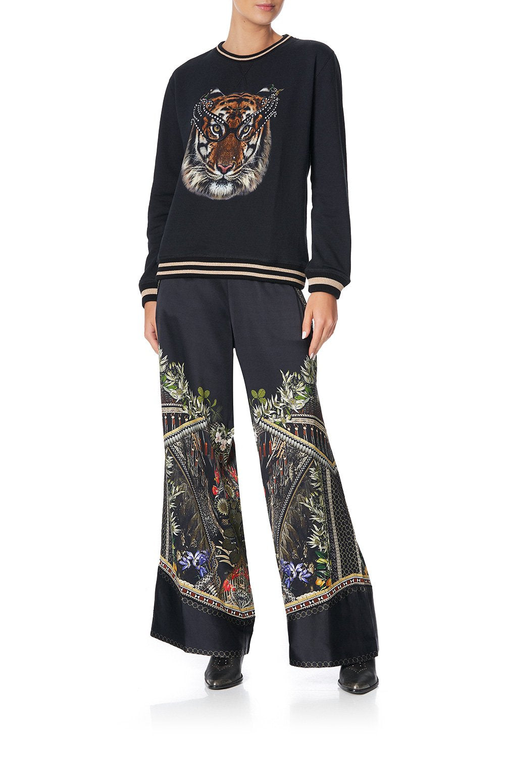 WIDE LEG PANT WITH SHAPED CUFF BOTANICAL CHRONICLES