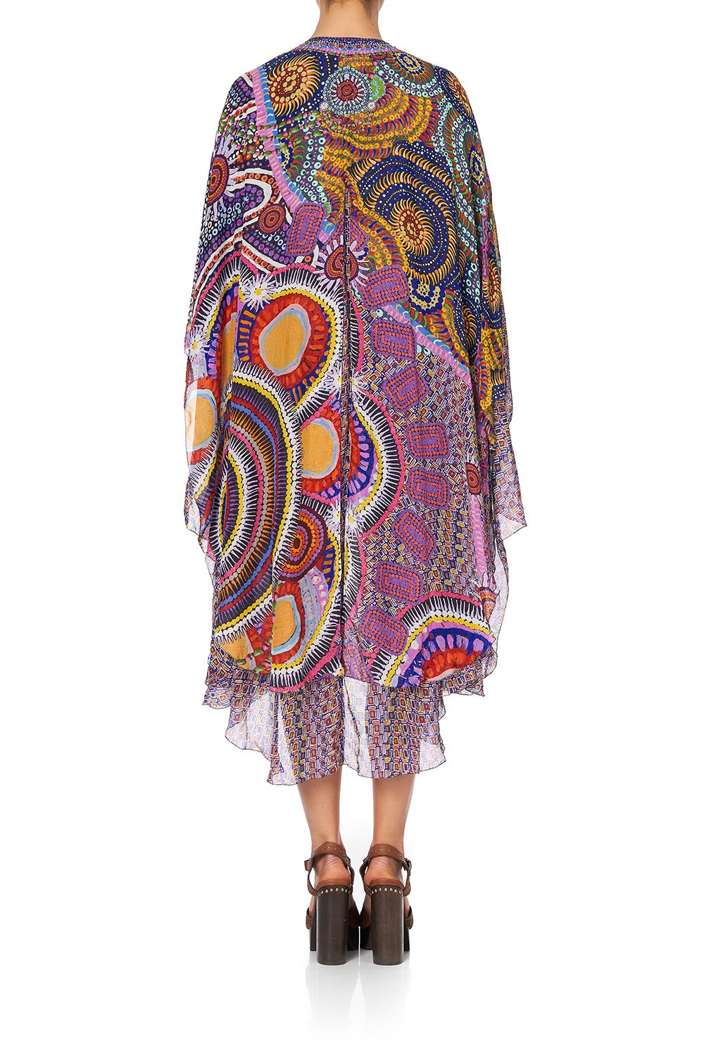 SCALLOPED EDGE LAYER WARLU DREAMING