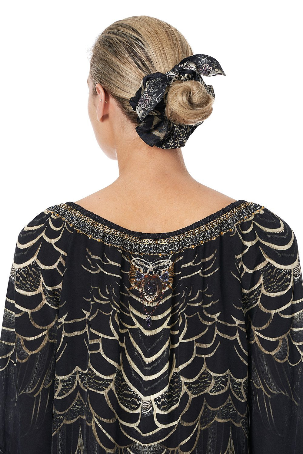 SCRUNCHIE UNDER A FULL MOON