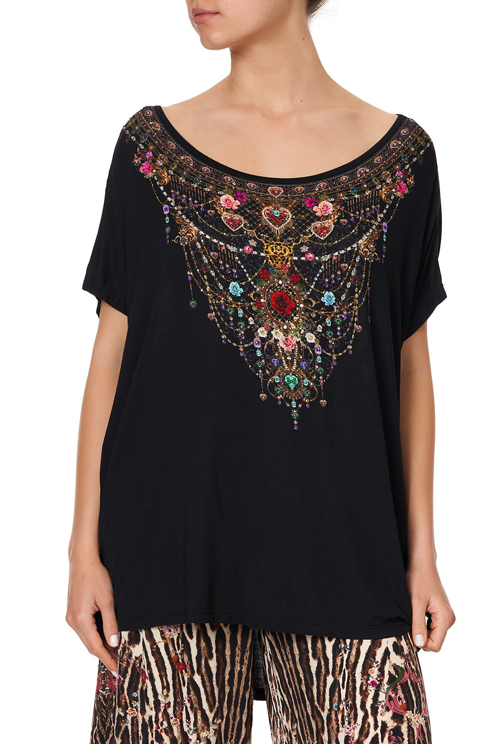 LOOSE FIT TEE A GIRL LIKE YOU