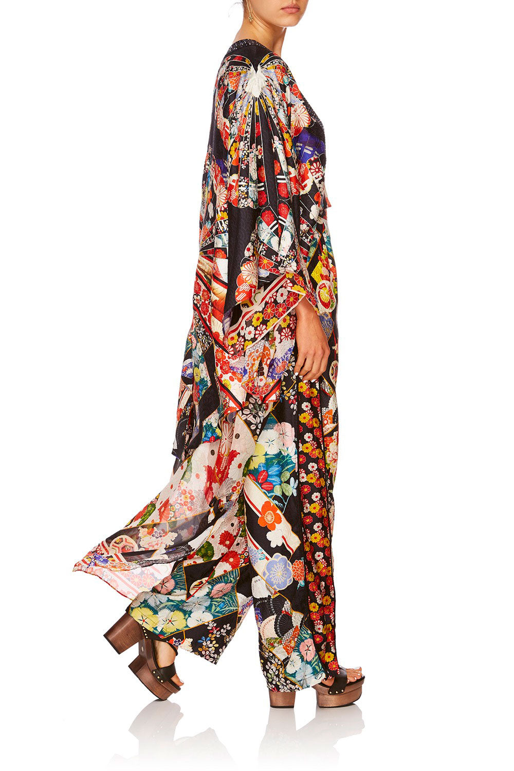 CAMILLA STAR GIRL KIMONO W LONG UNDERLAYER
