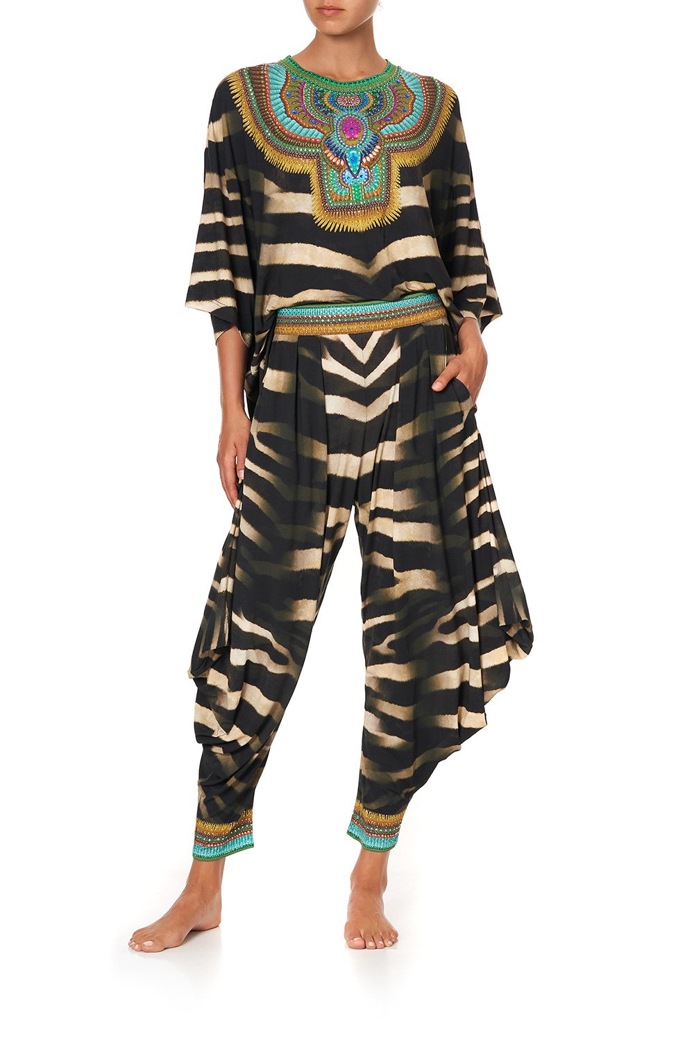 SUPER OVERSIZED TEE BAKORA