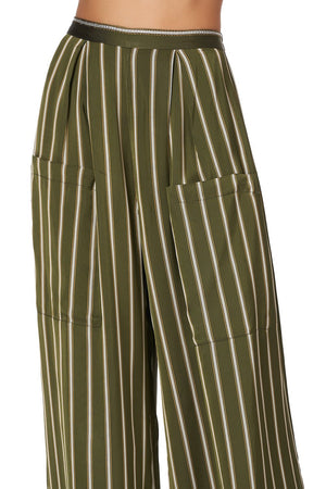 WIDE LEG TROUSER WITH FRONT POCKETS AMONG THE GUMTREES