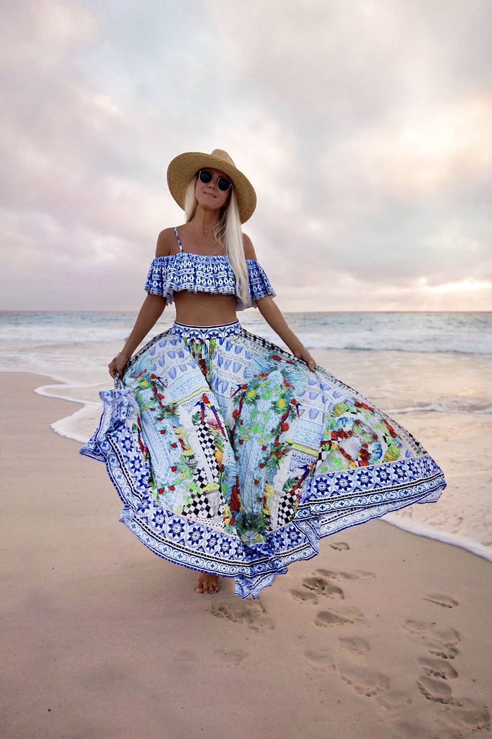 MASKING MADNESS PLEATED FULL HEM SKIRT