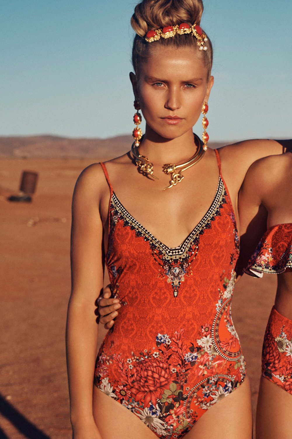 WIRED V-NECK ONE PIECE WONDERING WARATAH