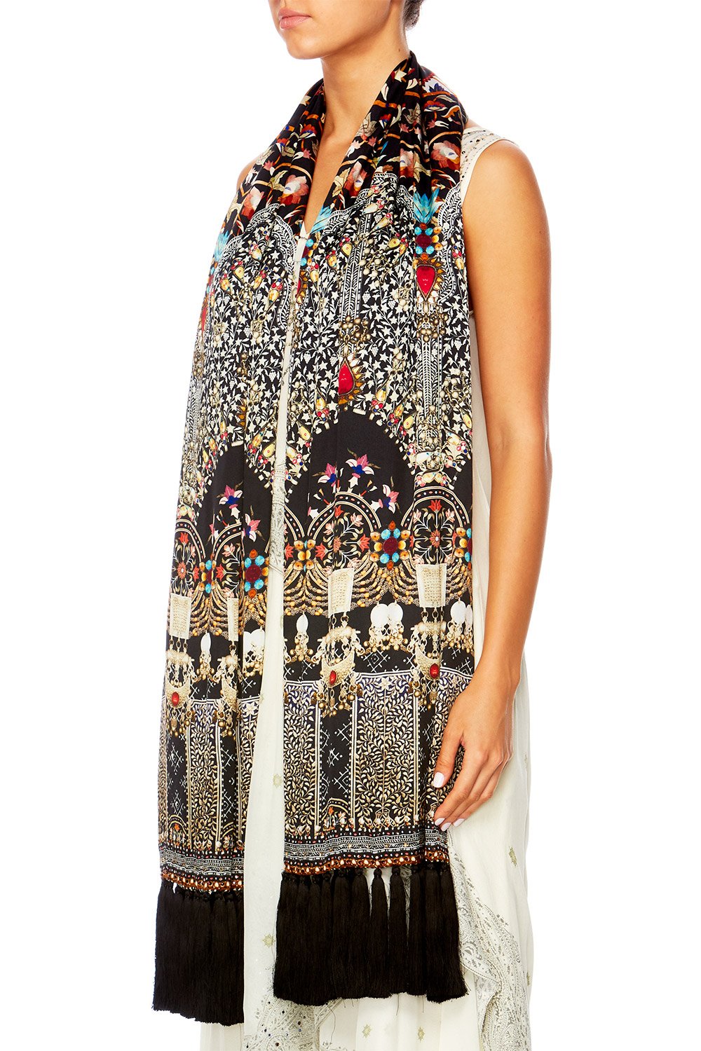 CHAMBER OF REFLECTIONS WRAP SHALL W TASSELS