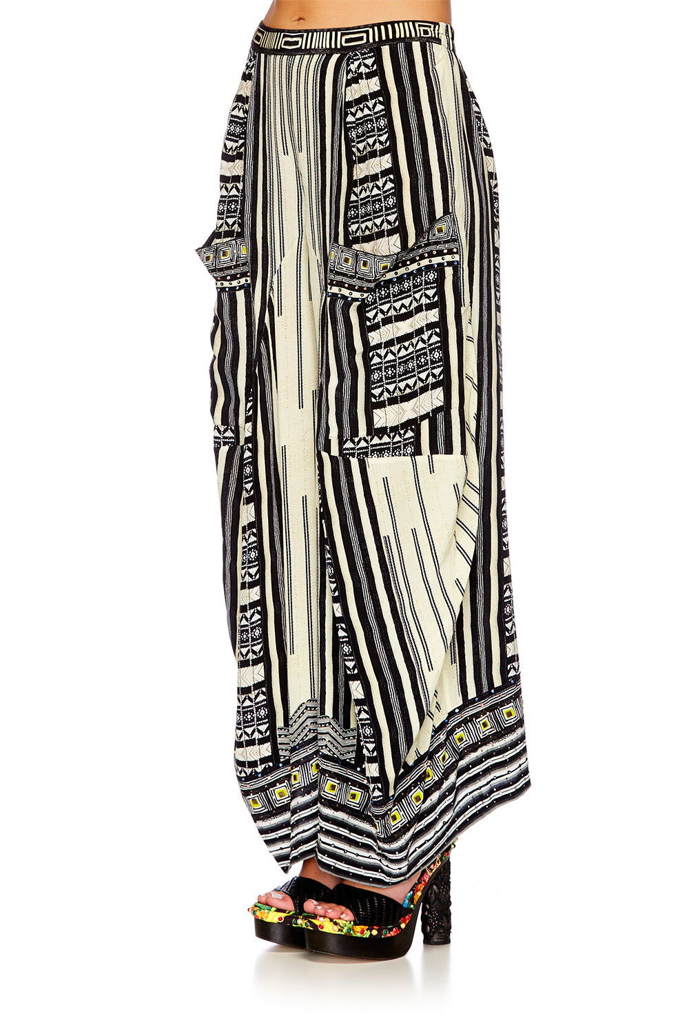 BETWEEN THE LINES WIDE LEG TROUSER W POCKETS