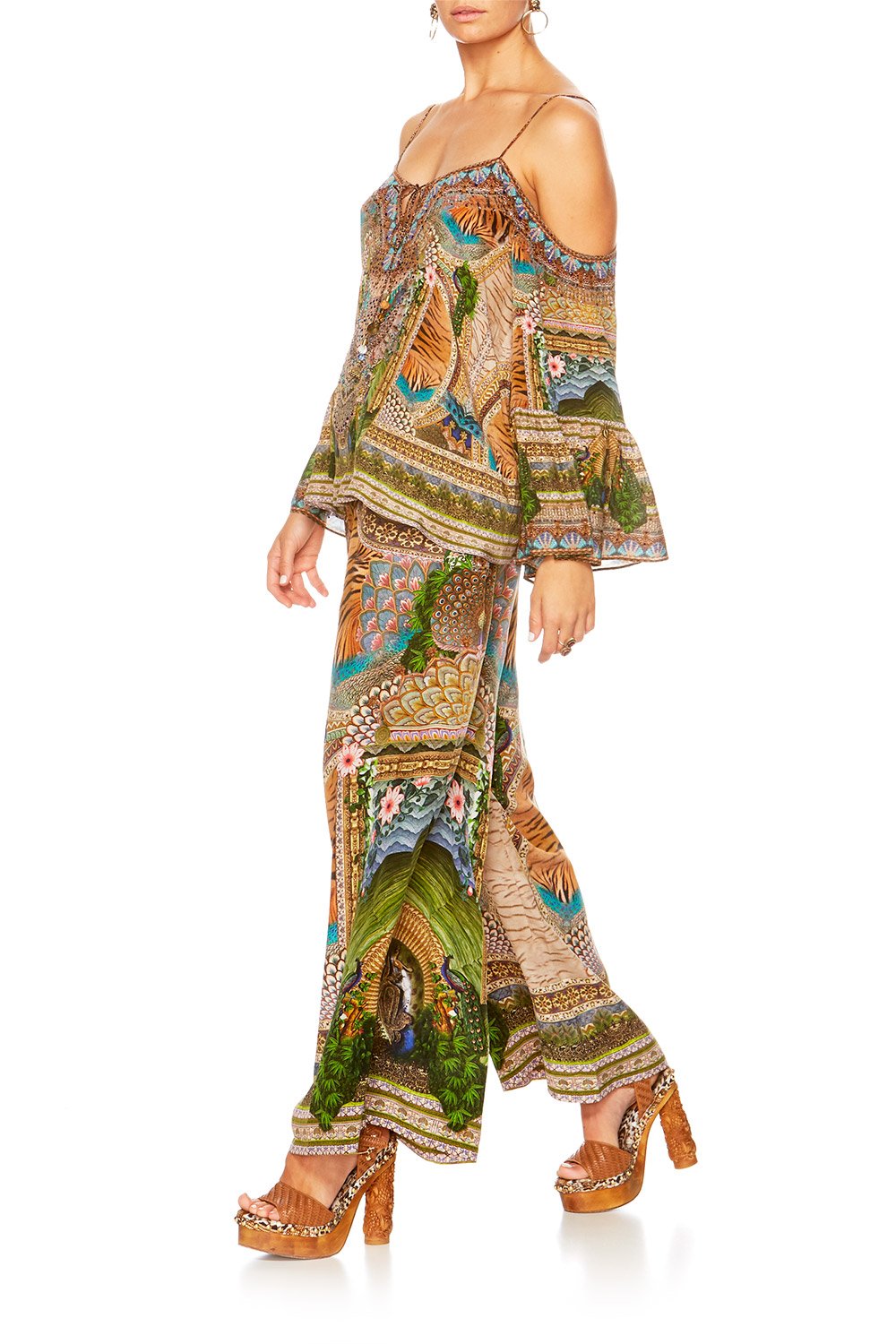 A WOMANS WISDOM DROP SHOULDER TOP