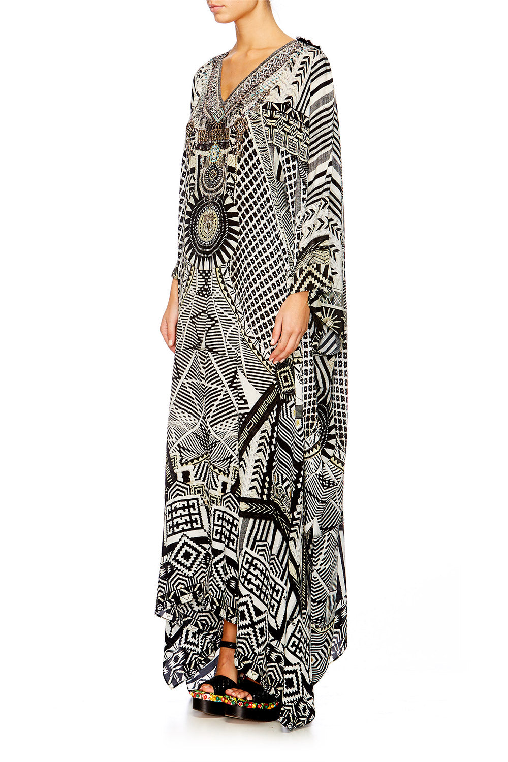 HANGING AROUND SLIT FRONT & SLEEVE KAFTAN